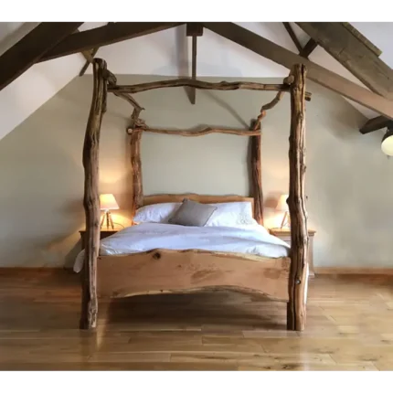 【Furniture】Rustic Oak Four Poster Tree Bed (comes with full size mattress)