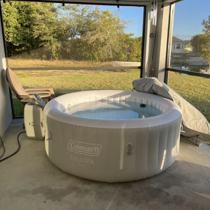 90363E SALUSPA 1 INFLATABLE HOT TUB