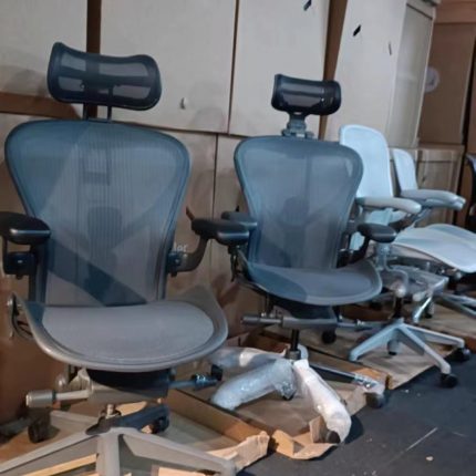 Herman Miller Aeron 2nd generation, Herman Miller Aer on 2nd generation ergonomic chair